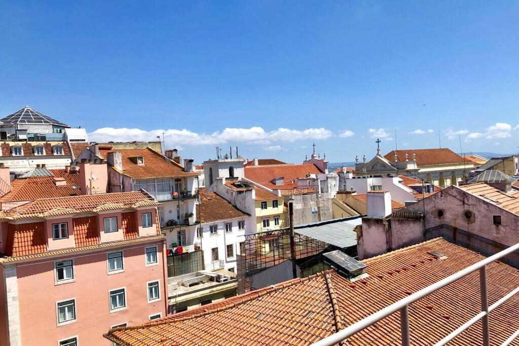 32 Top - Center Of Lisbon Duplex Apartment, Barrio Alto Luaran gambar