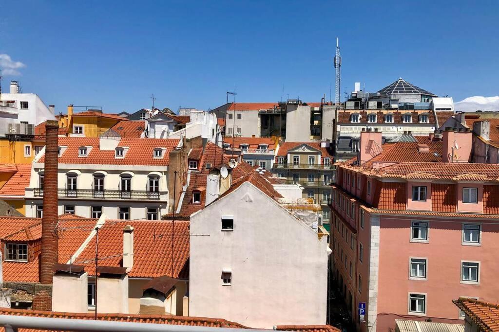 32 Top - Center Of Lisbon Duplex Apartment, Barrio Alto Luaran gambar
