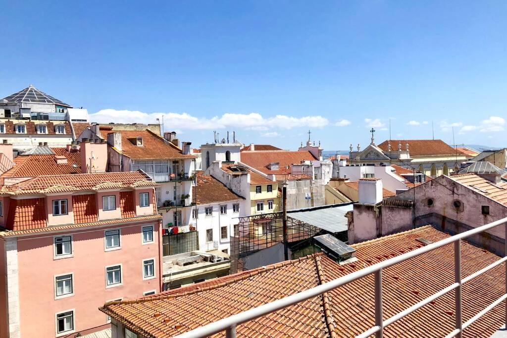 32 Top - Center Of Lisbon Duplex Apartment, Barrio Alto Luaran gambar
