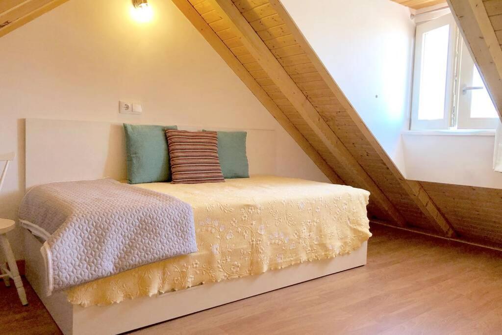 32 Top - Center Of Lisbon Duplex Apartment, Barrio Alto Luaran gambar