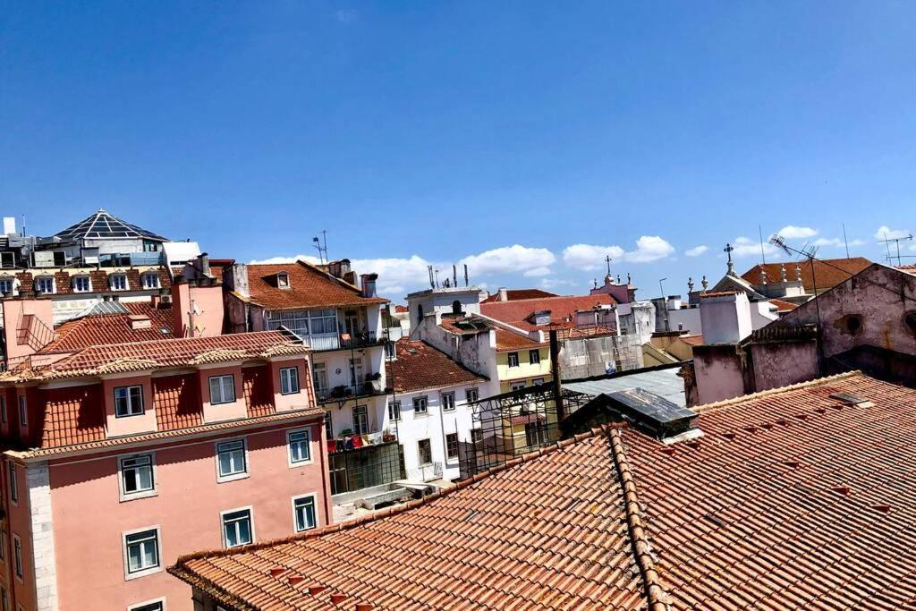 32 Top - Center Of Lisbon Duplex Apartment, Barrio Alto Luaran gambar